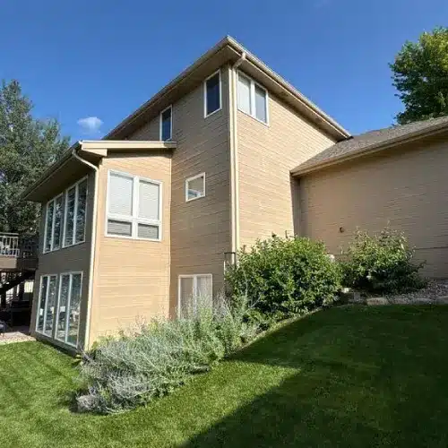 Best siding Nebraska homeowners choose for wind, hail, freeze-thaw cycles, and extreme temperatures by Anchor Roofing | Omaha's Best Roofing Contractor in Nebraska
